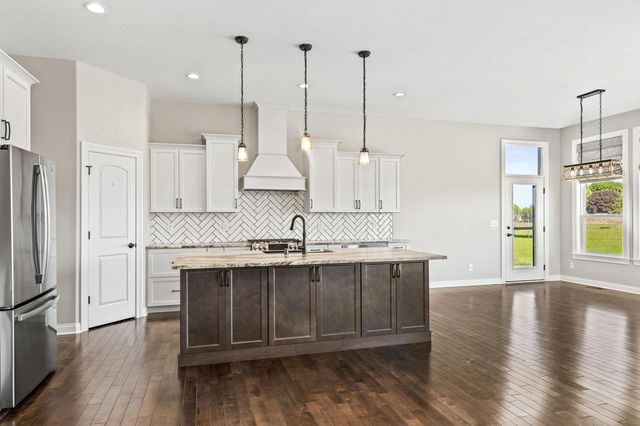 28516 Blue Crane COURT, Waterford, WI 53185