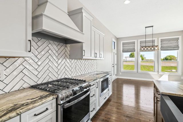 28516 Blue Crane COURT, Waterford, WI 53185