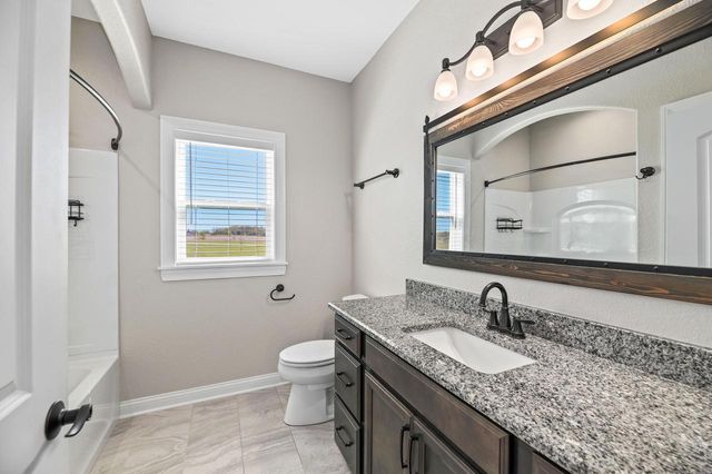 28516 Blue Crane COURT, Waterford, WI 53185