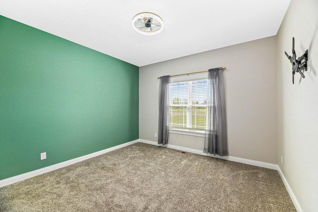 28516 Blue Crane COURT, Waterford, WI 53185