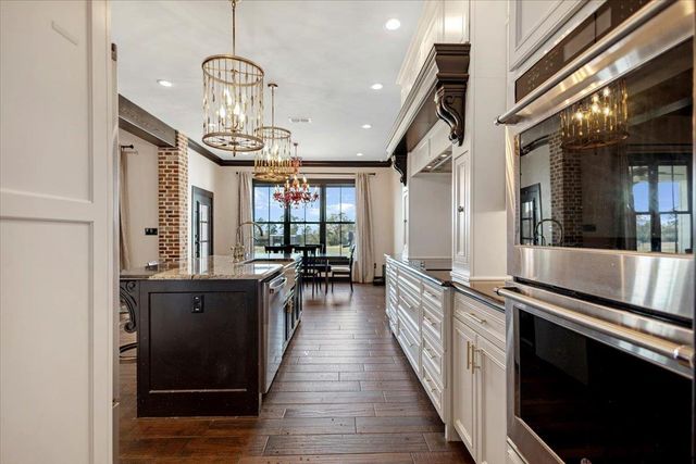 7294 S CR 314, Henderson, TX 75654