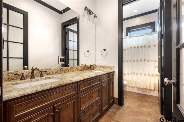 7294 S CR 314, Henderson, TX 75654