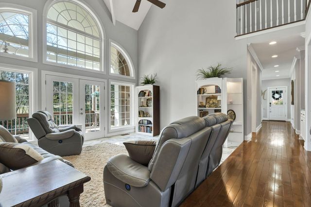 4037 Platinum Way, Ooltewah, TN 37363