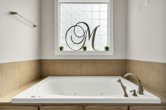 4037 Platinum Way, Ooltewah, TN 37363