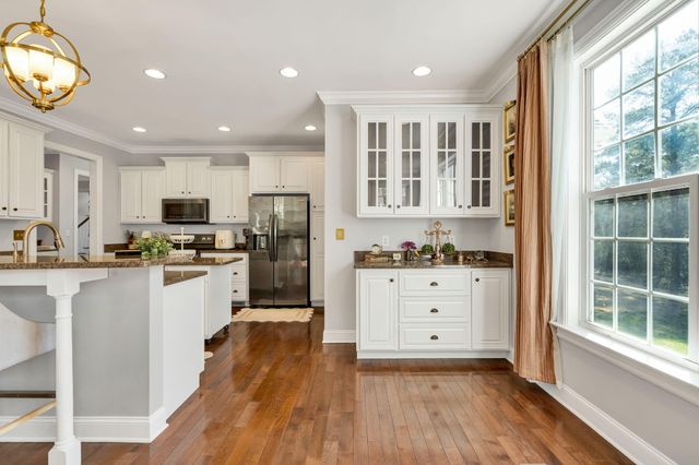 4037 Platinum Way, Ooltewah, TN 37363