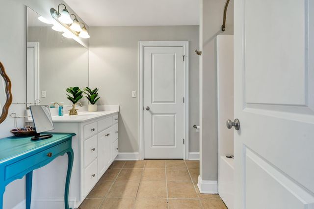 4037 Platinum Way, Ooltewah, TN 37363