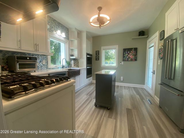 10810 Petrieville Highway, Eaton Rapids, MI 48827