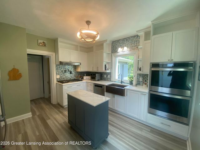 10810 Petrieville Highway, Eaton Rapids, MI 48827