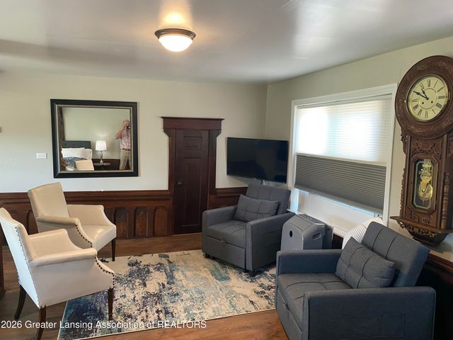 10810 Petrieville Highway, Eaton Rapids, MI 48827