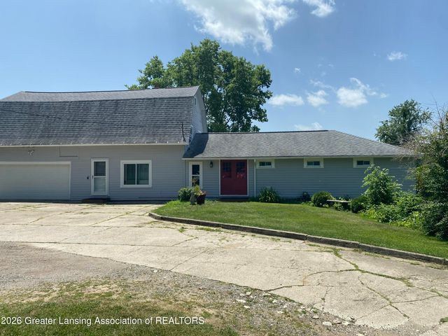 10810 Petrieville Highway, Eaton Rapids, MI 48827
