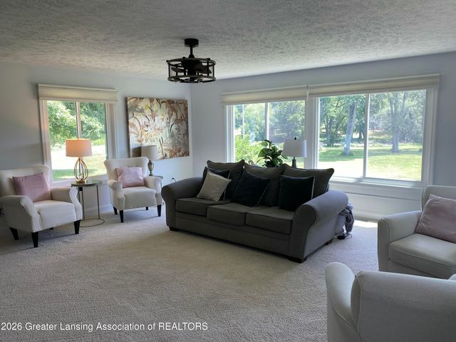 10810 Petrieville Highway, Eaton Rapids, MI 48827