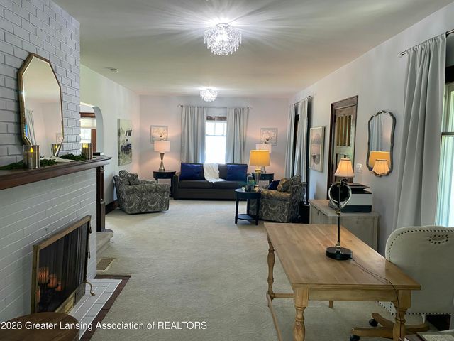 10810 Petrieville Highway, Eaton Rapids, MI 48827