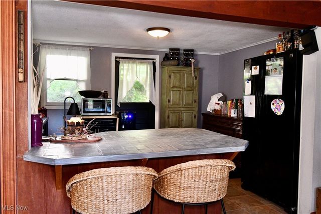 1511 Lake Front Drive, Salem, OH 44460