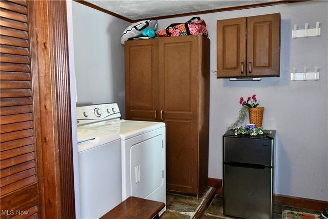 1511 Lake Front Drive, Salem, OH 44460