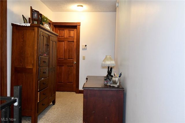 1511 Lake Front Drive, Salem, OH 44460