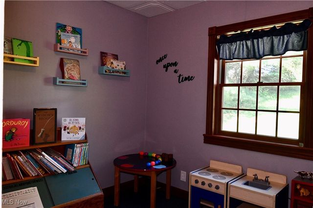 1511 Lake Front Drive, Salem, OH 44460