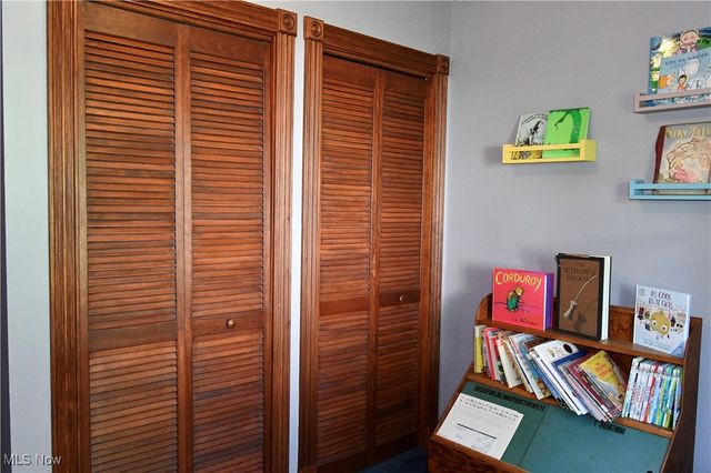 1511 Lake Front Drive, Salem, OH 44460