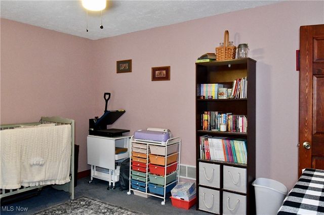 1511 Lake Front Drive, Salem, OH 44460