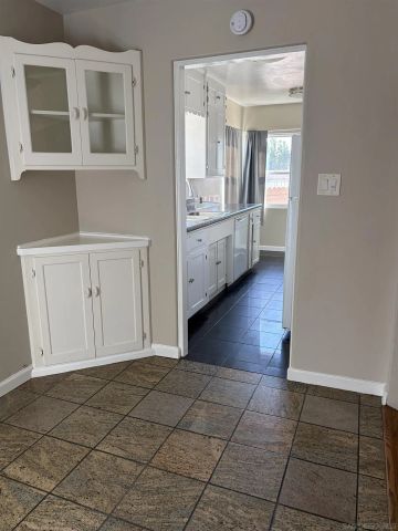 7105 Central Ave, Lemon Grove, CA 91945