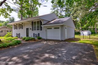 7 Hathorn Blvd Boulevard, Saratoga Springs, NY 12866