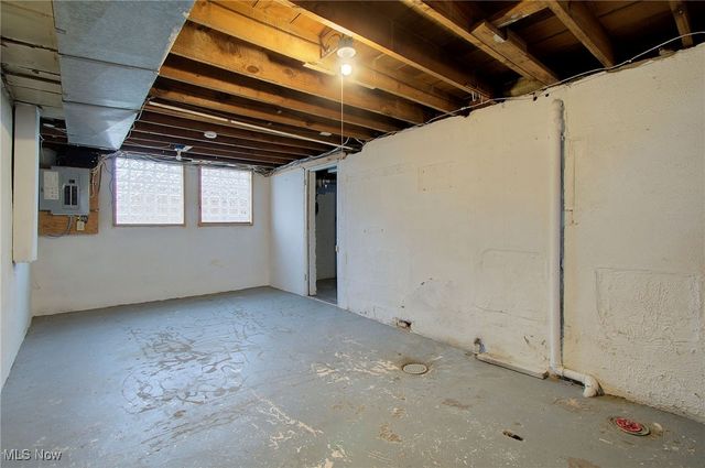 1535 24th Street NW, Canton, OH 44709