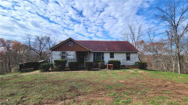 641 Warren Chapel Road, Marietta, OH 45729