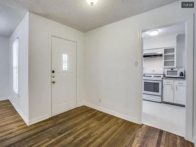 4009 Acacia Street, Fort Worth, TX 76109