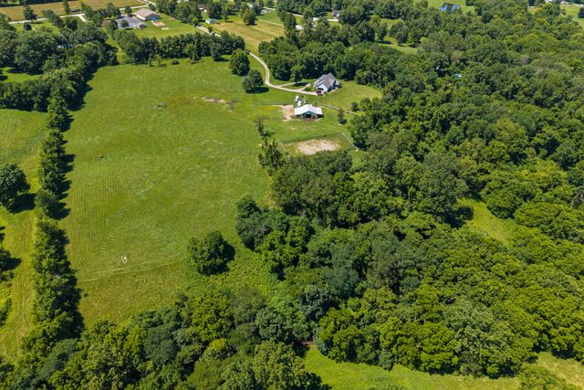 3942 Petersburg Road, Burlington, KY 41005