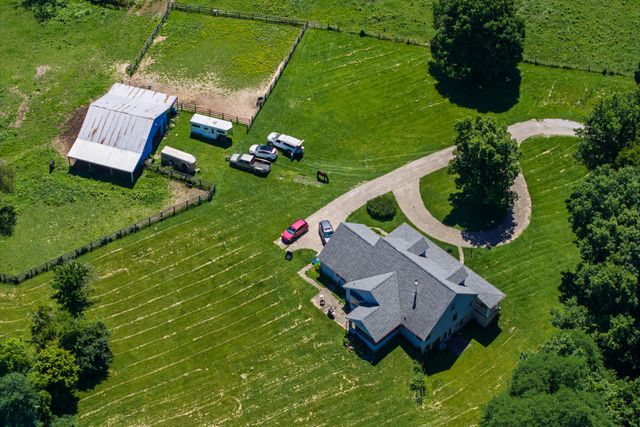 3942 Petersburg Road, Burlington, KY 41005