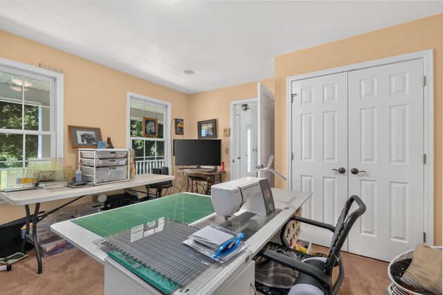 3942 Petersburg Road, Burlington, KY 41005