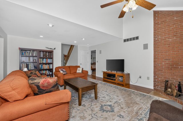 3942 Petersburg Road, Burlington, KY 41005