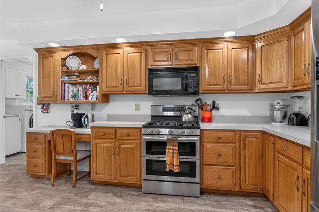 3942 Petersburg Road, Burlington, KY 41005