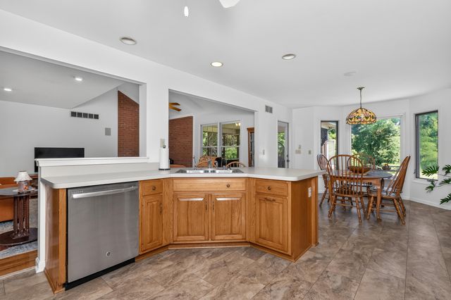 3942 Petersburg Road, Burlington, KY 41005