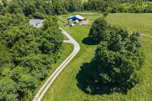 3942 Petersburg Road, Burlington, KY 41005