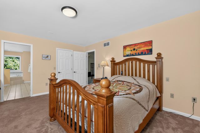 3942 Petersburg Road, Burlington, KY 41005