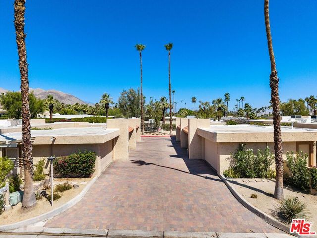 73729 Desert Vista Court, Palm Desert, CA 92260