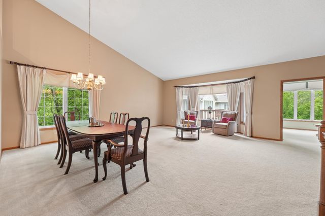 12783 Falcon Drive, Apple Valley, MN 55124