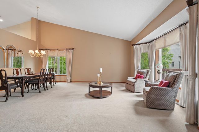 12783 Falcon Drive, Apple Valley, MN 55124