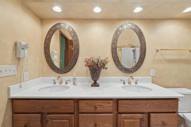 12783 Falcon Drive, Apple Valley, MN 55124