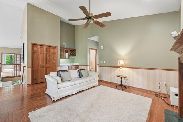 12783 Falcon Drive, Apple Valley, MN 55124