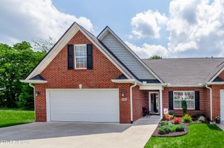 3508 Oak Villa Way, Knoxville, TN 37931