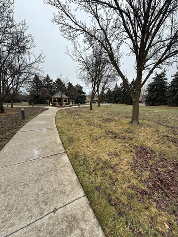 42760 LILLEY POINTE Drive, Canton Charter Township, MI 48187