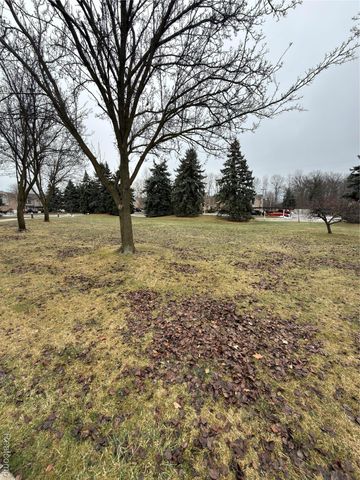 42760 LILLEY POINTE Drive, Canton Charter Township, MI 48187