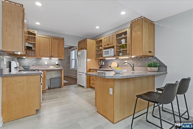 40 Franklin Place, Montclair, NJ 07042