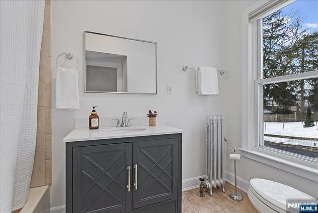 40 Franklin Place, Montclair, NJ 07042