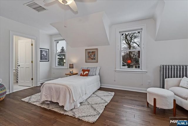 40 Franklin Place, Montclair, NJ 07042