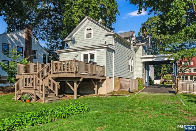 40 Franklin Place, Montclair, NJ 07042