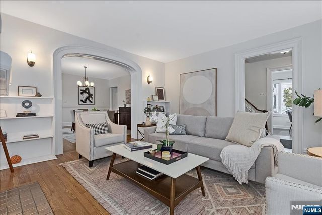 40 Franklin Place, Montclair, NJ 07042