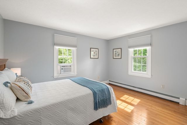 36 Marilyn Way, Halifax, MA 02338
