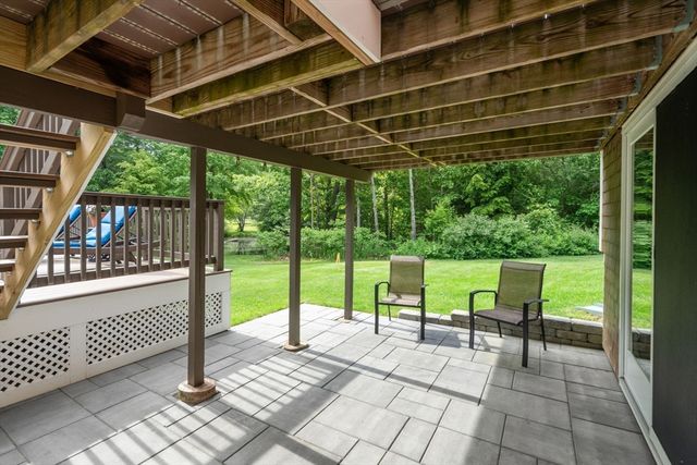 36 Marilyn Way, Halifax, MA 02338